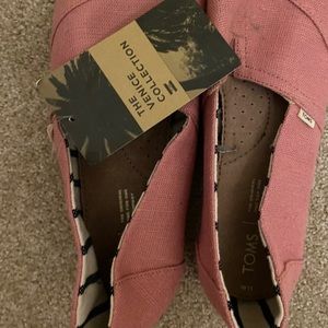 NWT Tom’s